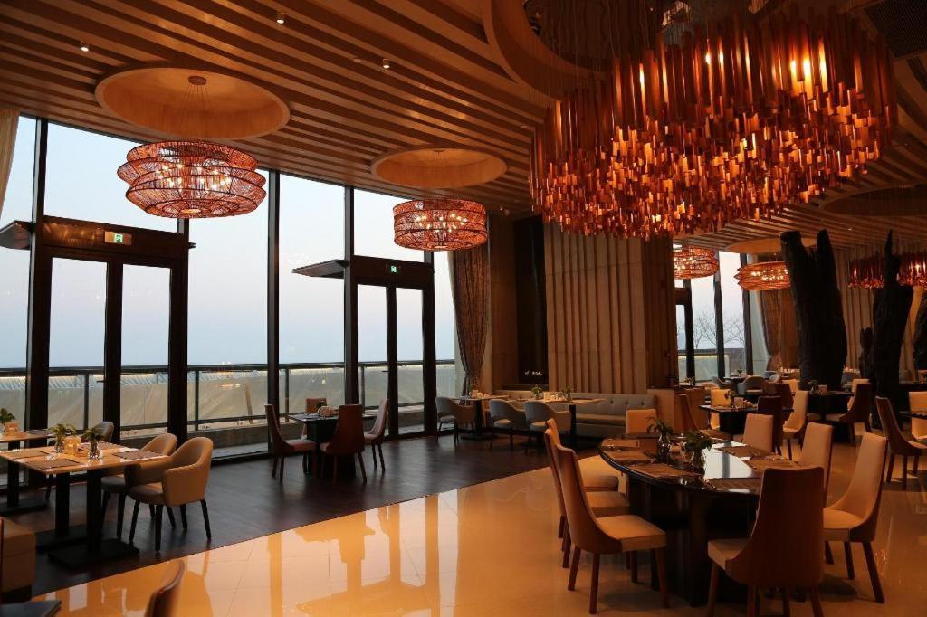 Mangrove Tree Resort World 青岛 外观 照片